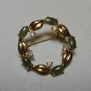 Vintage Circle Crystal Gold Green Jade brooch